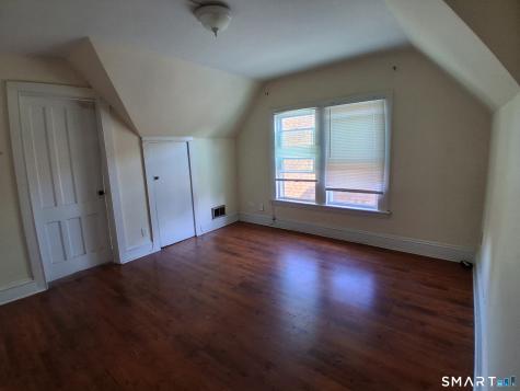 135 Sherwood Avenue Bridgeport CT 06605