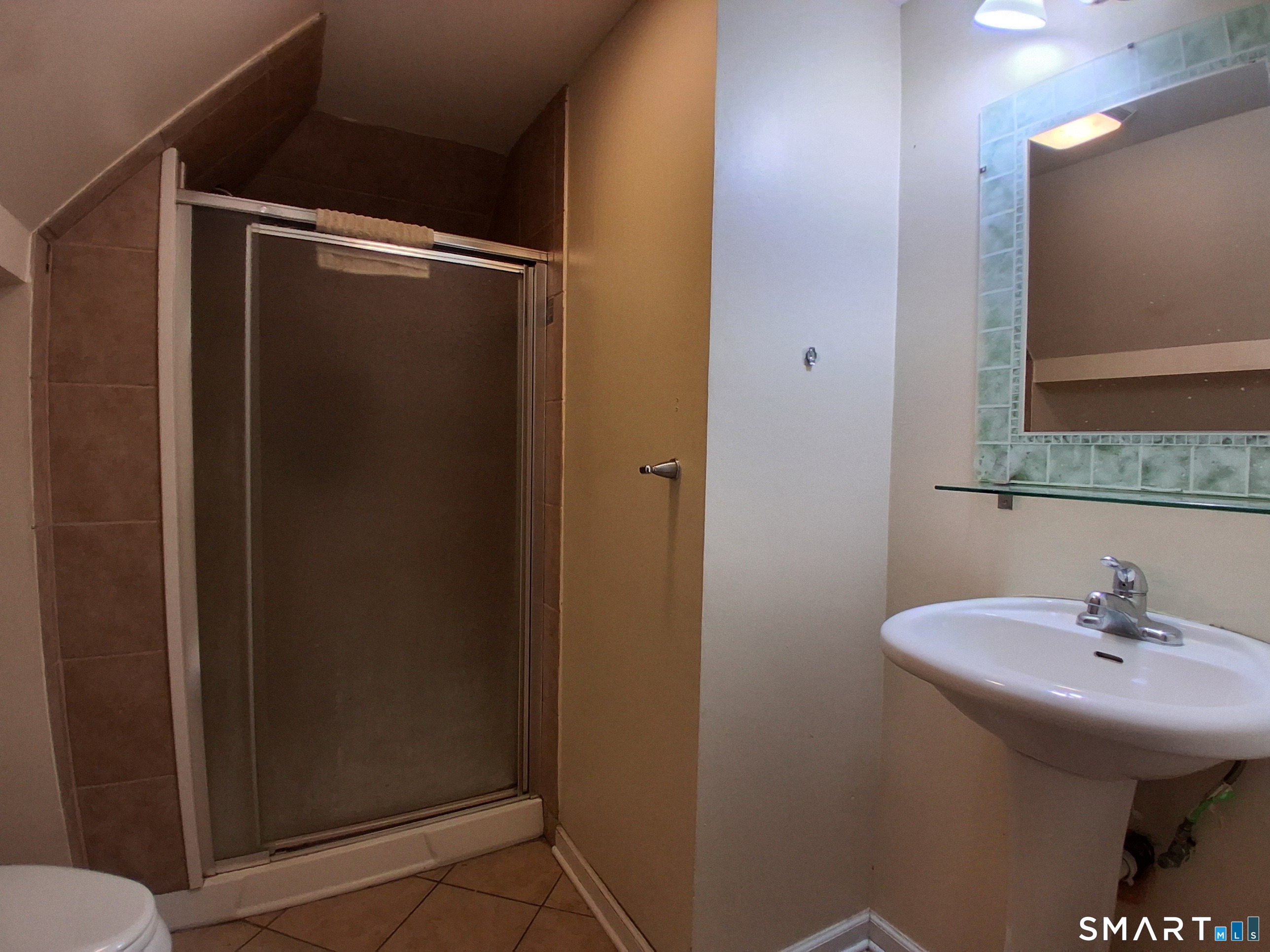 135 Sherwood Avenue Bridgeport CT 06605