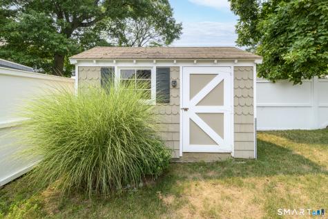 39 Kenilworth West Drive Stamford CT 06902