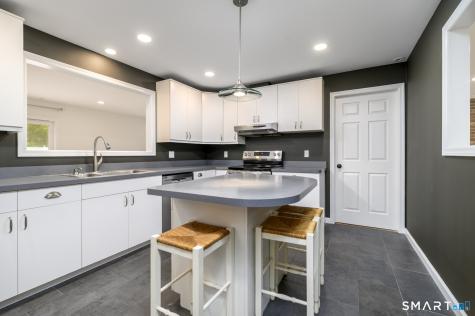 39 Kenilworth West Drive Stamford CT 06902