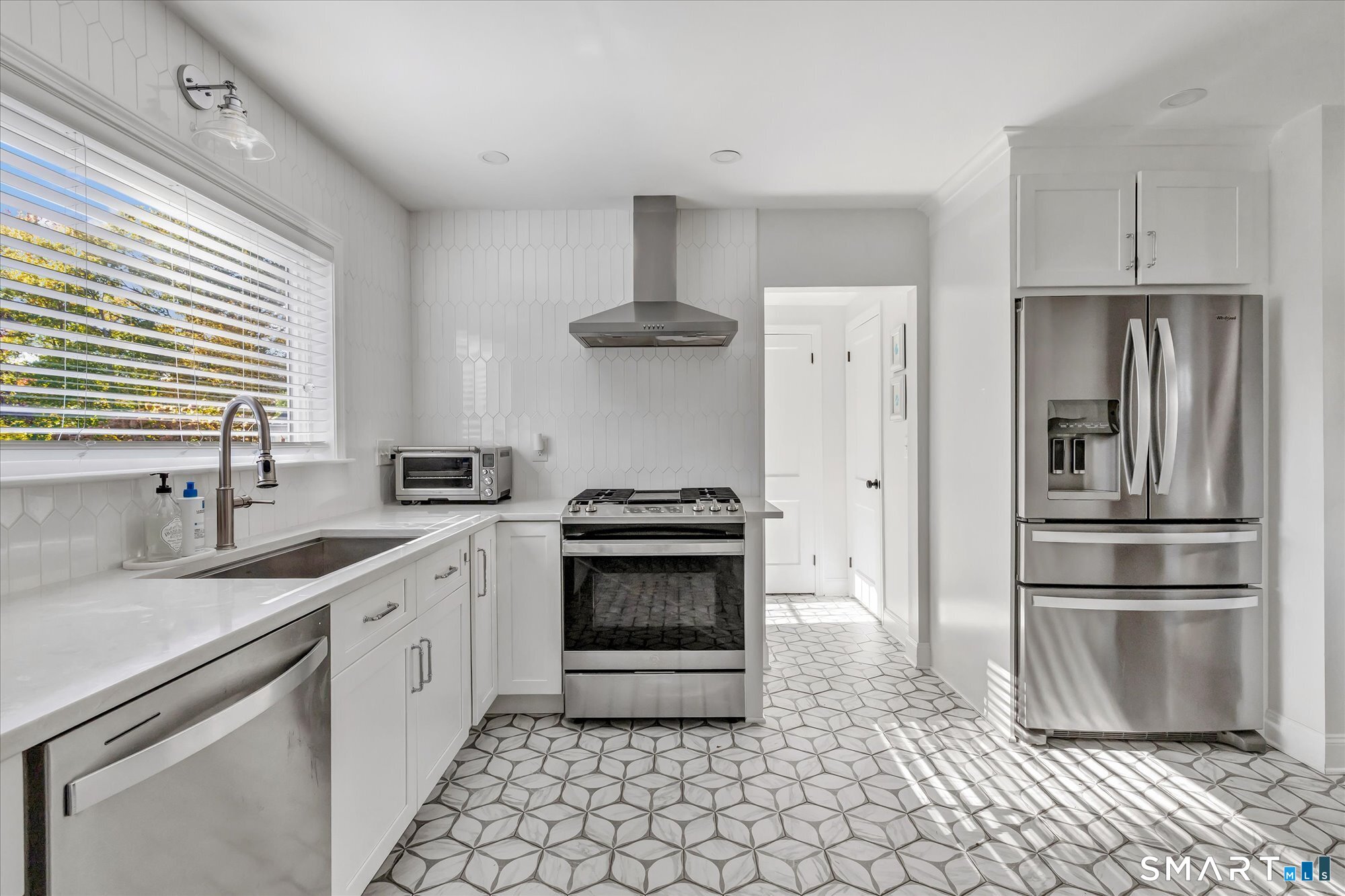 11 Elaine Street Trumbull CT 06611