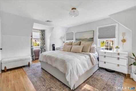11 Elaine Street Trumbull CT 06611