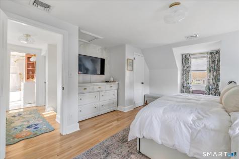 11 Elaine Street Trumbull CT 06611