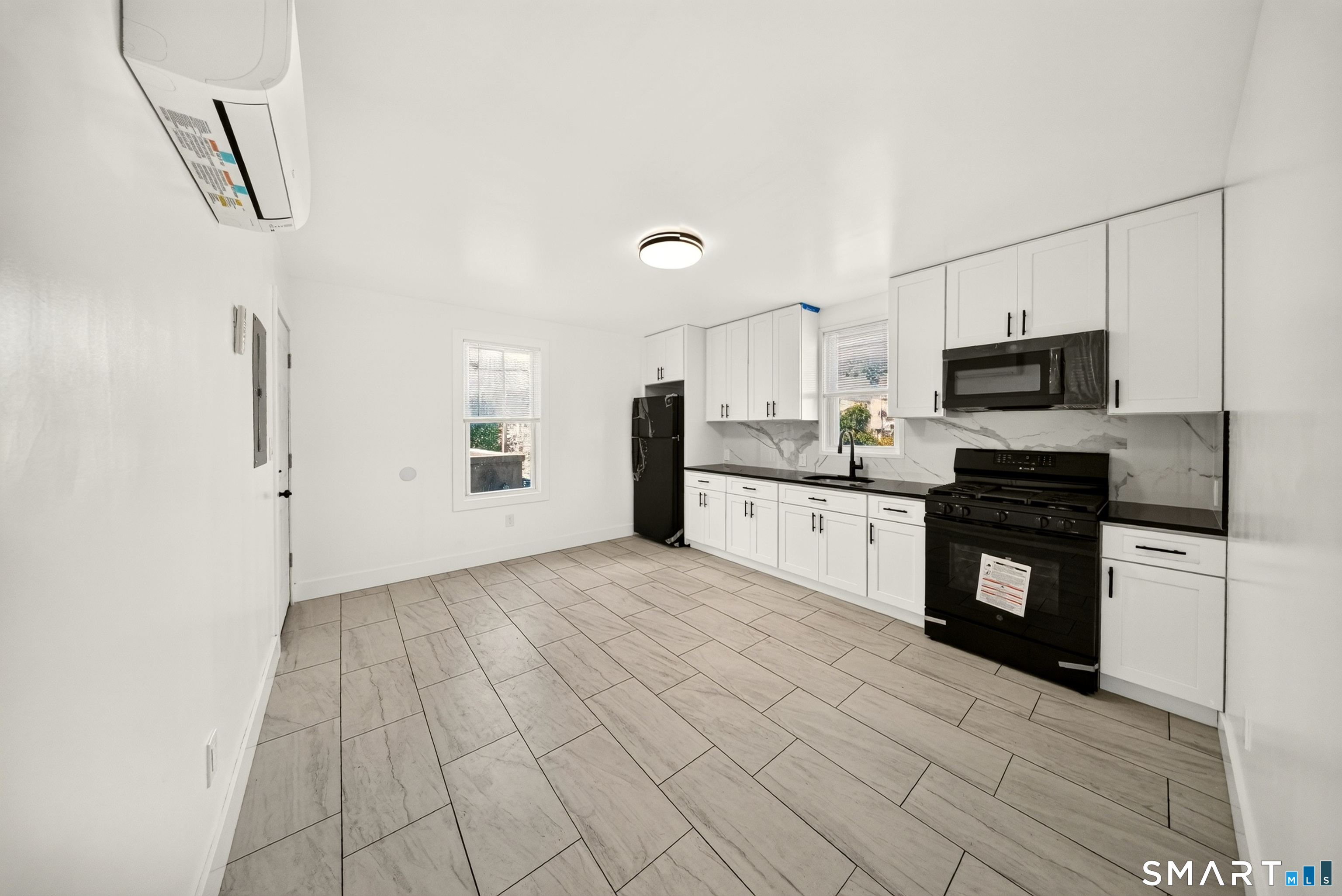 359 Park Avenue Bridgeport CT 06604