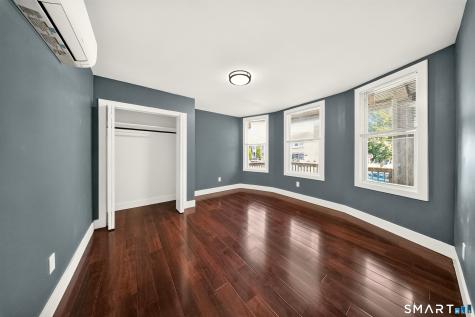 359 Park Avenue Bridgeport CT 06604