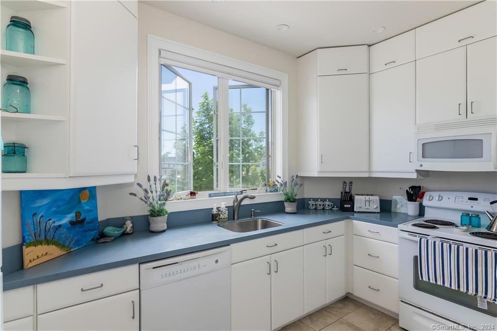 156 Kelsey Place Madison CT 06443