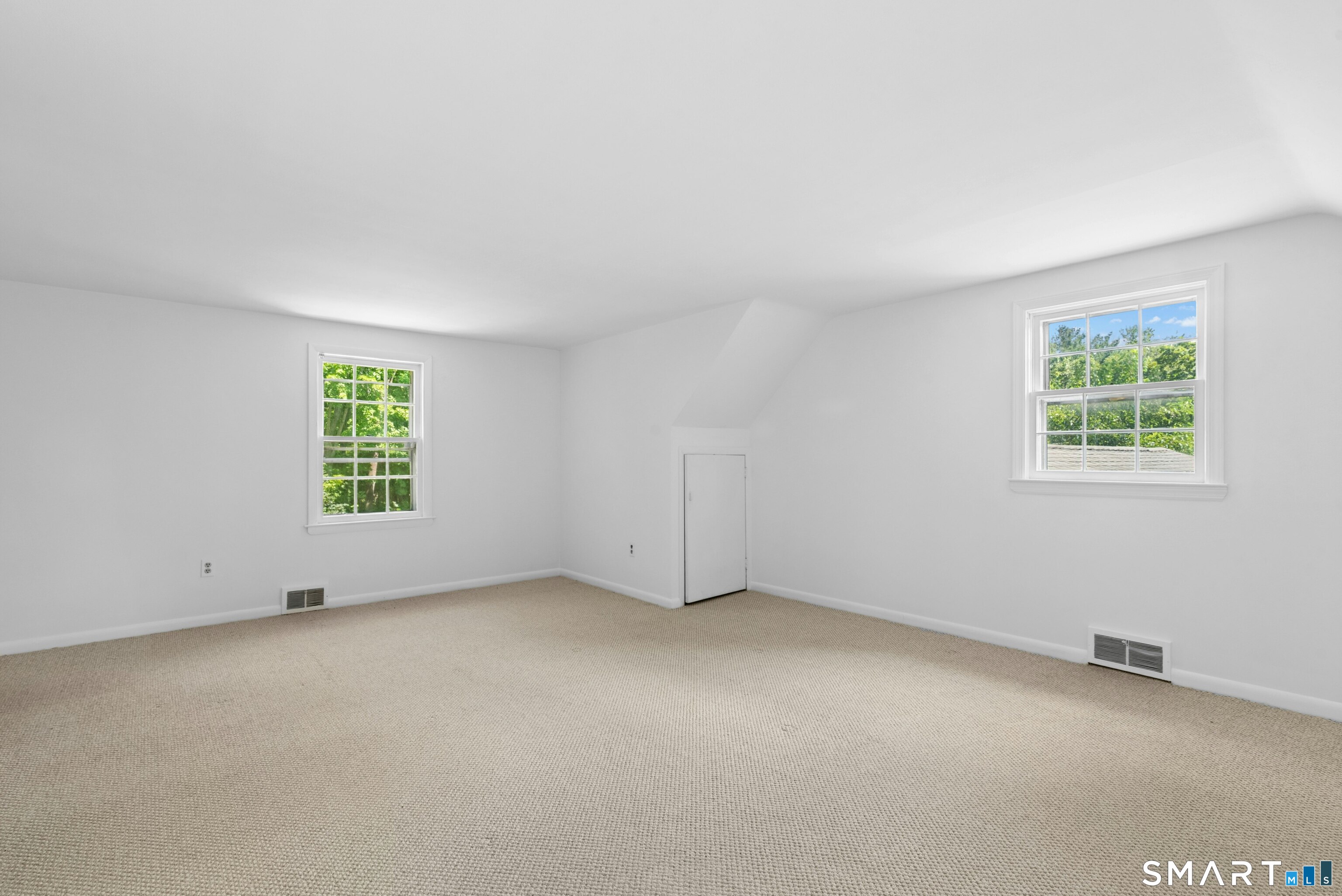 14 Down River Road New Canaan CT 06840