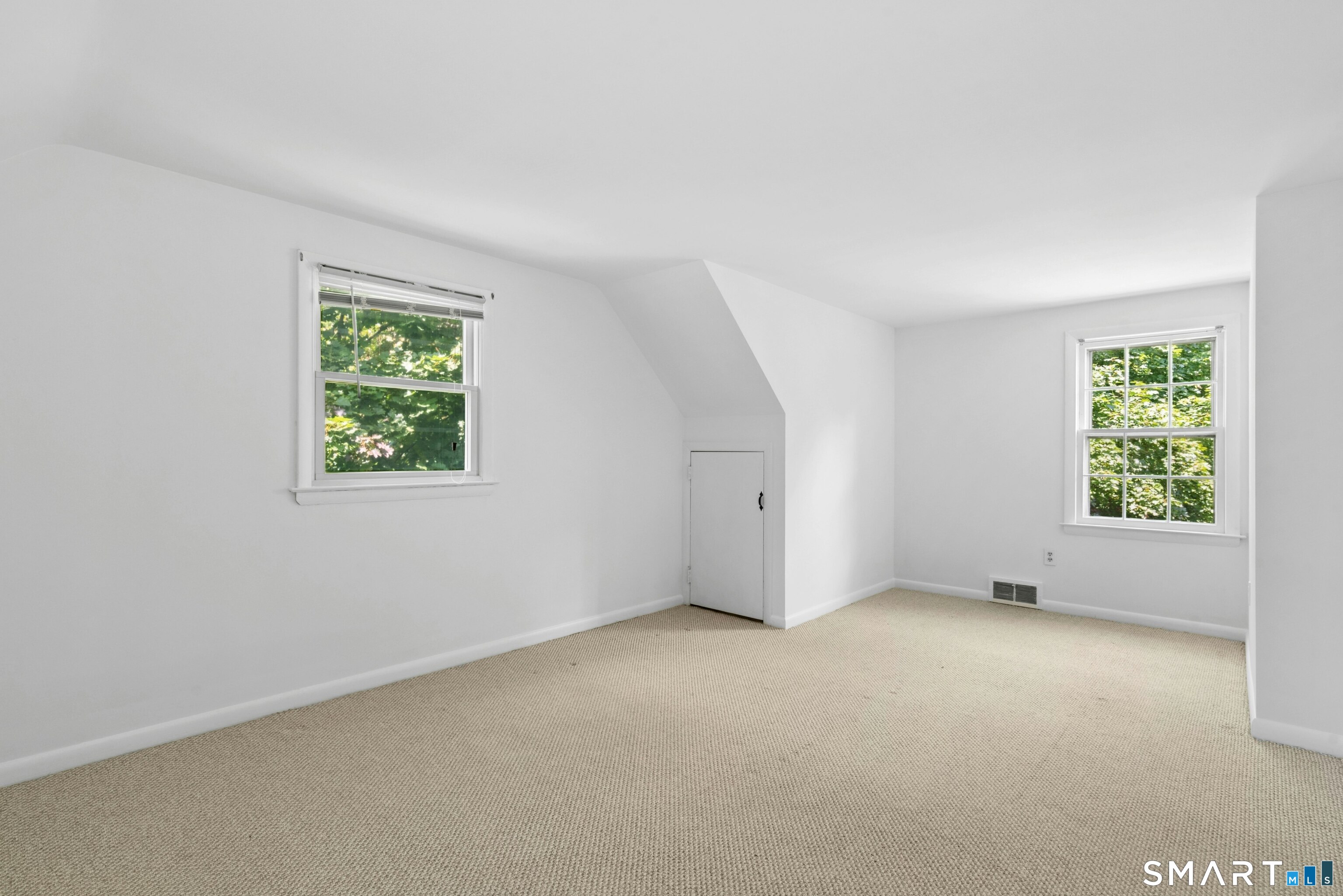 14 Down River Road New Canaan CT 06840