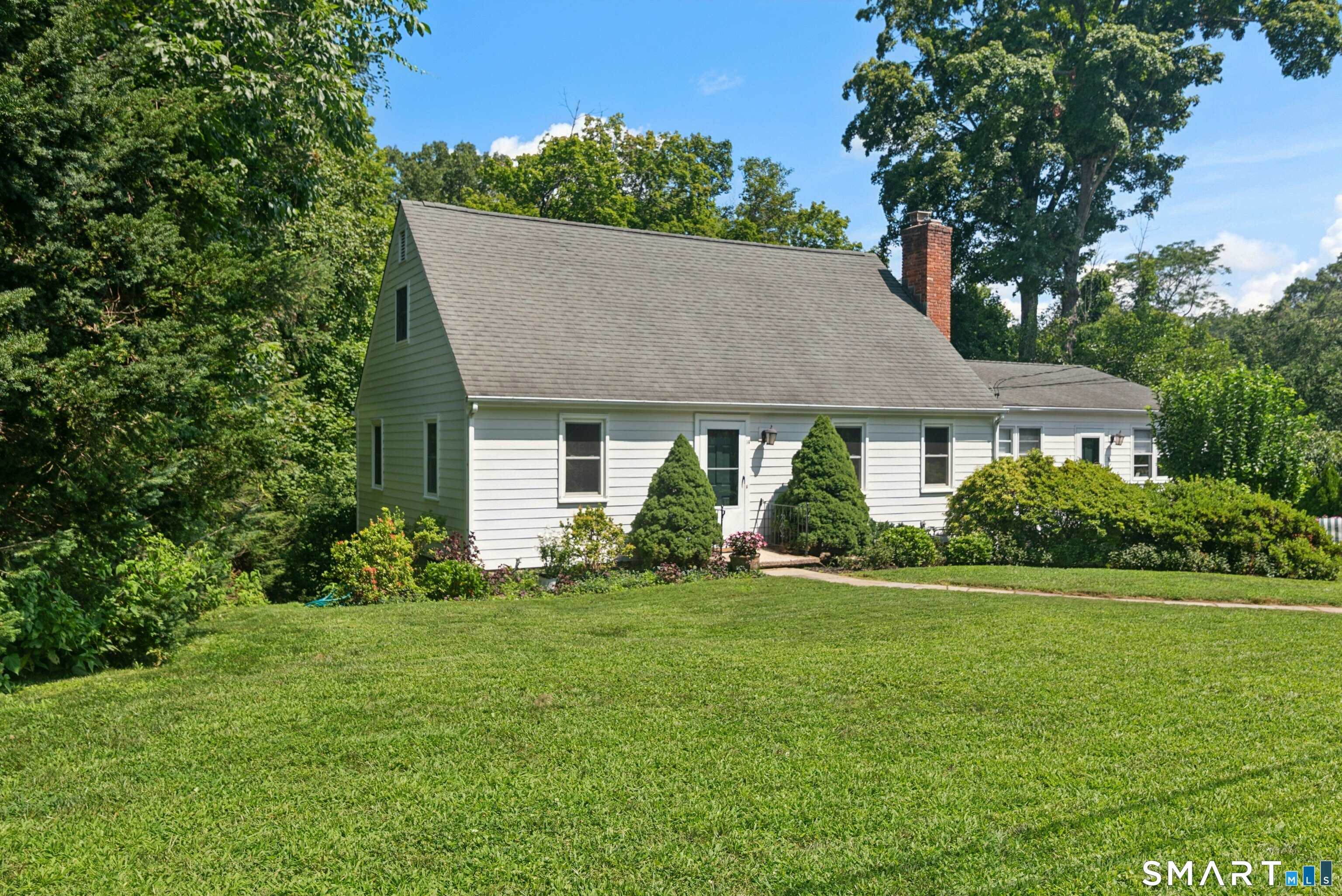 14 Down River Road New Canaan CT 06840