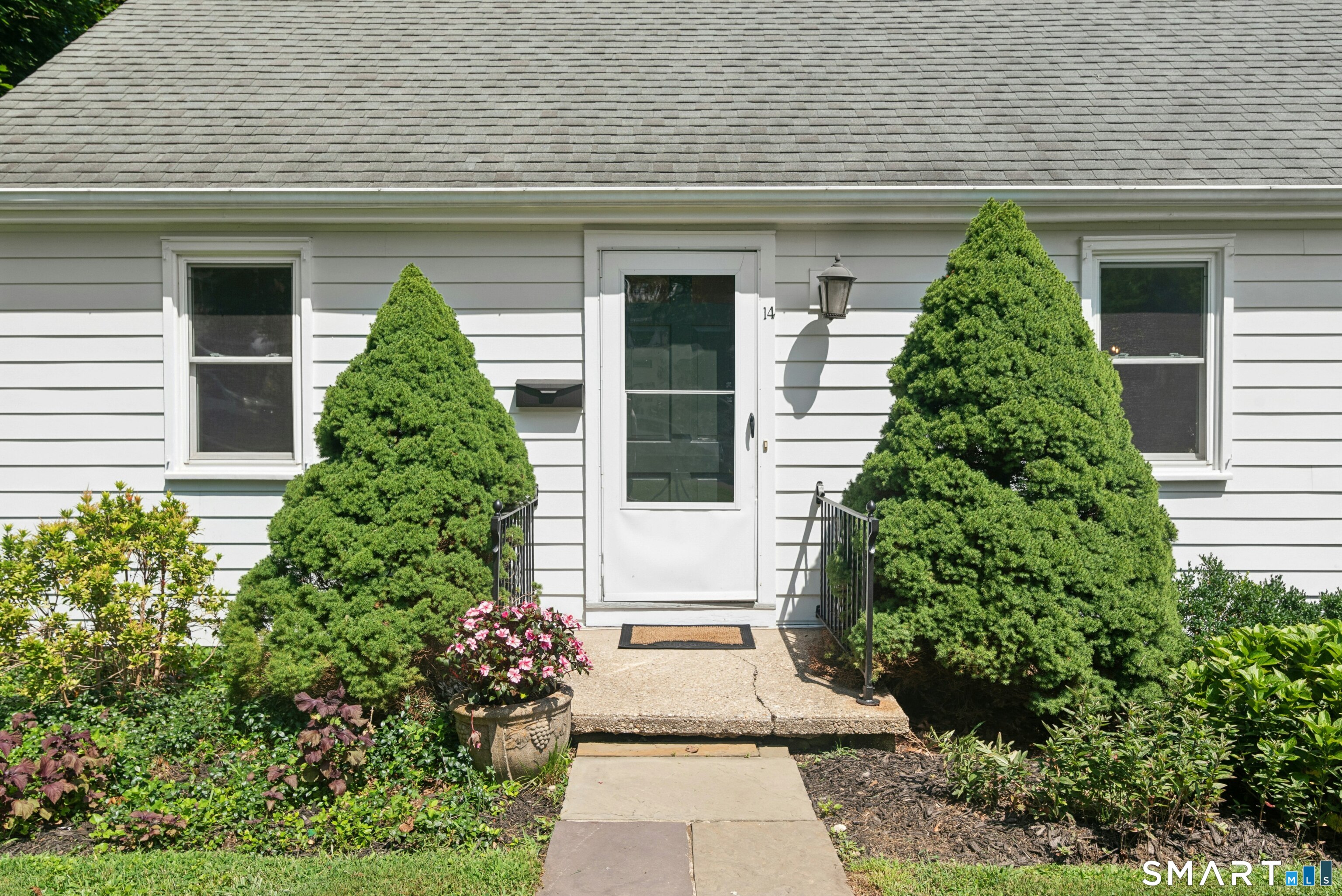 14 Down River Road New Canaan CT 06840