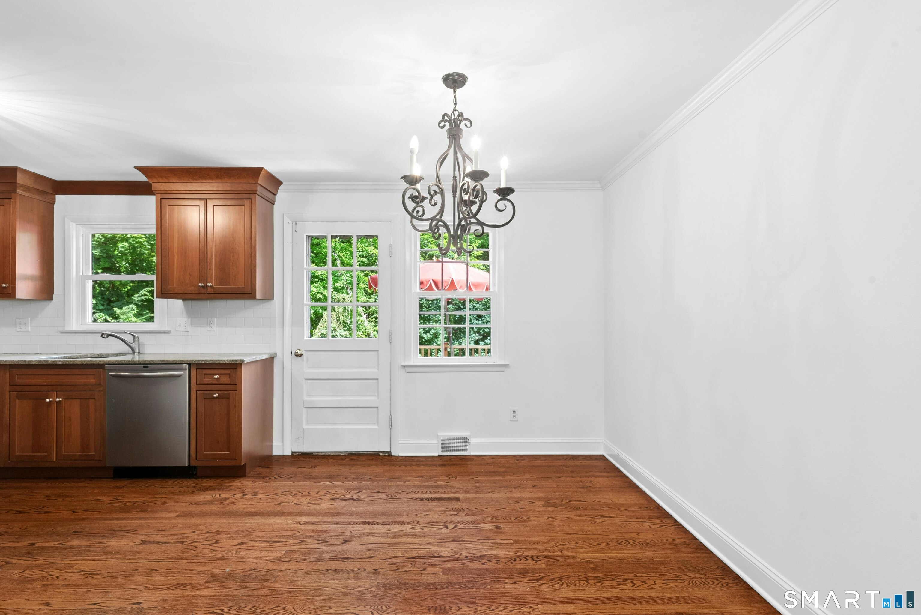 14 Down River Road New Canaan CT 06840