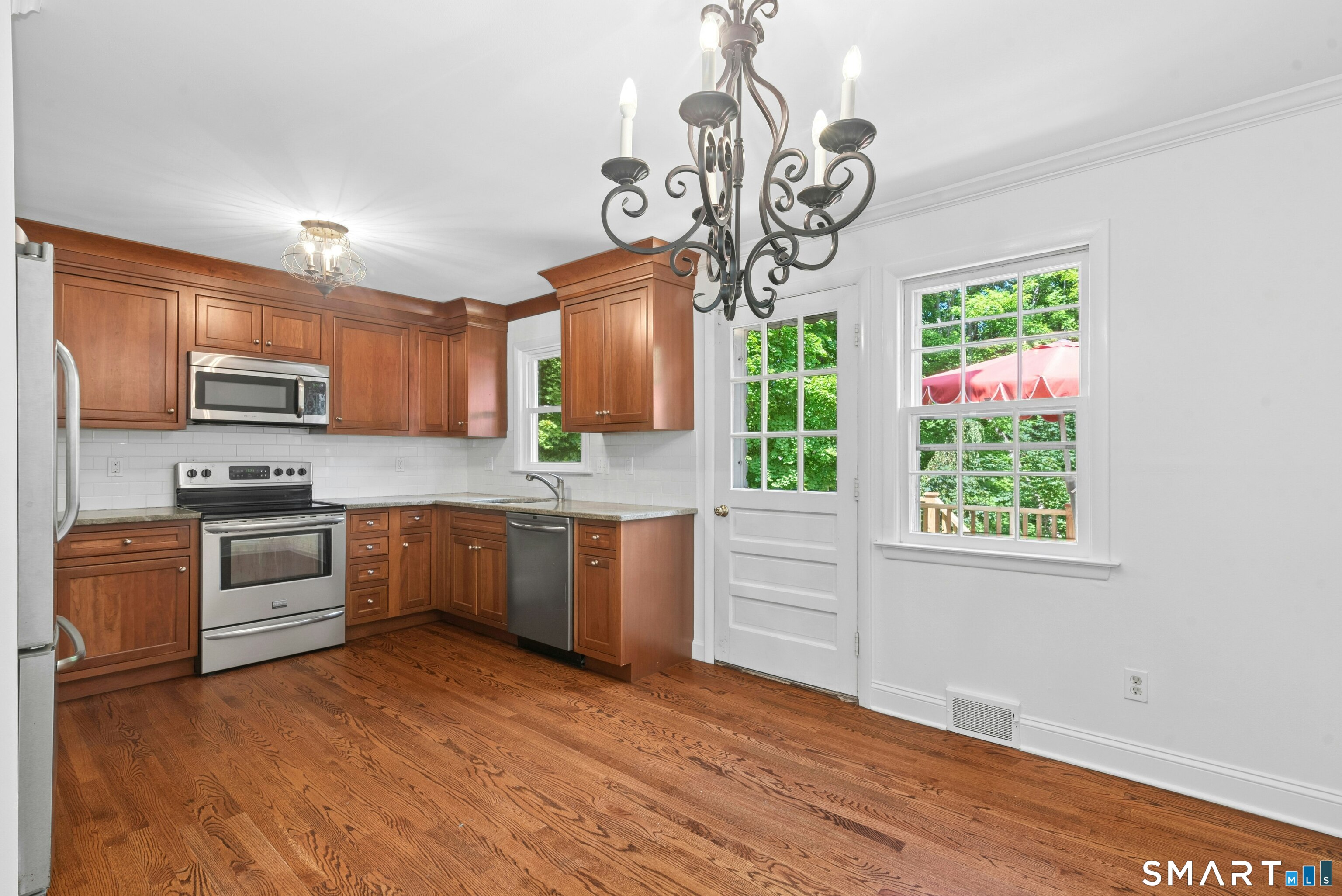 14 Down River Road New Canaan CT 06840