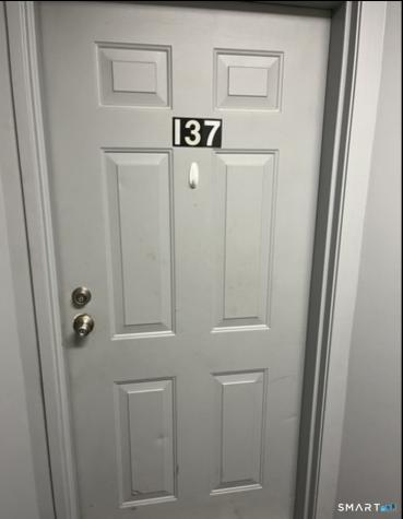 137 Judd Square Wallingford CT 06492