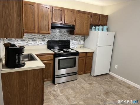 137 Judd Square Wallingford CT 06492