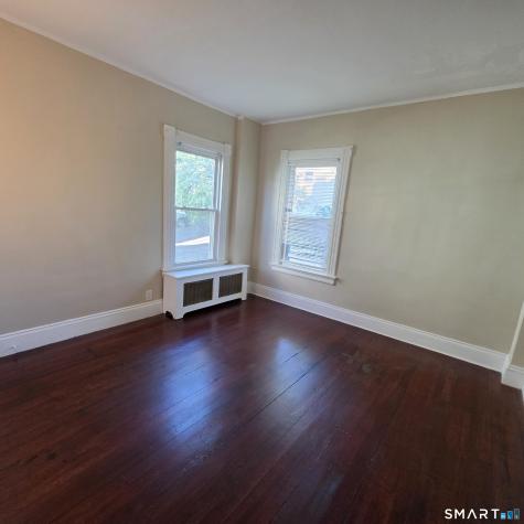 142 Oakland Terrace Hartford CT 06112