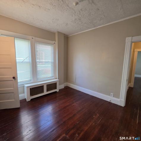 142 Oakland Terrace Hartford CT 06112