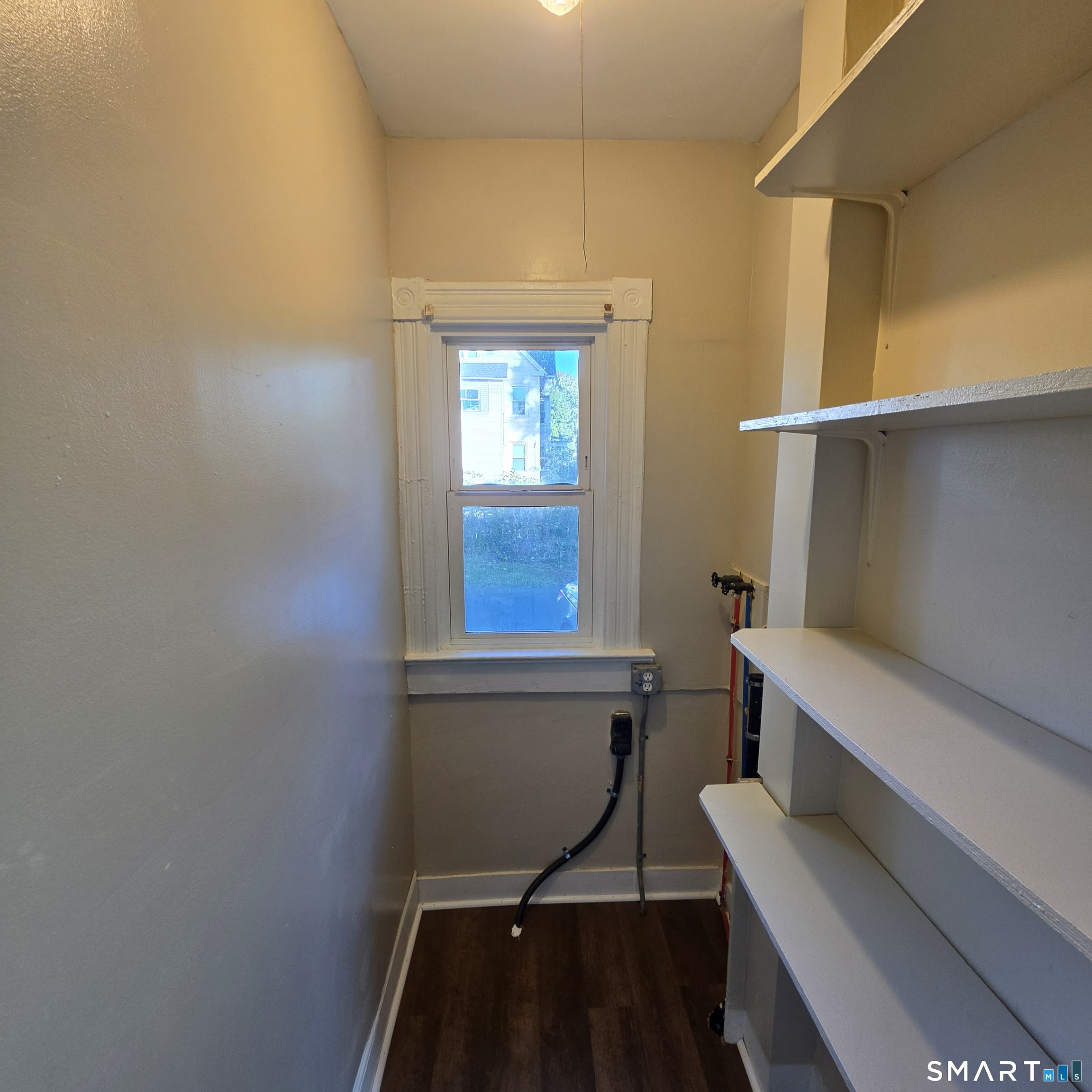 142 Oakland Terrace Hartford CT 06112