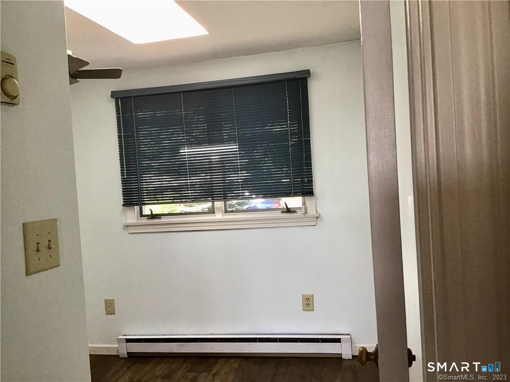 8 Arcadia Road East Lyme CT 06357