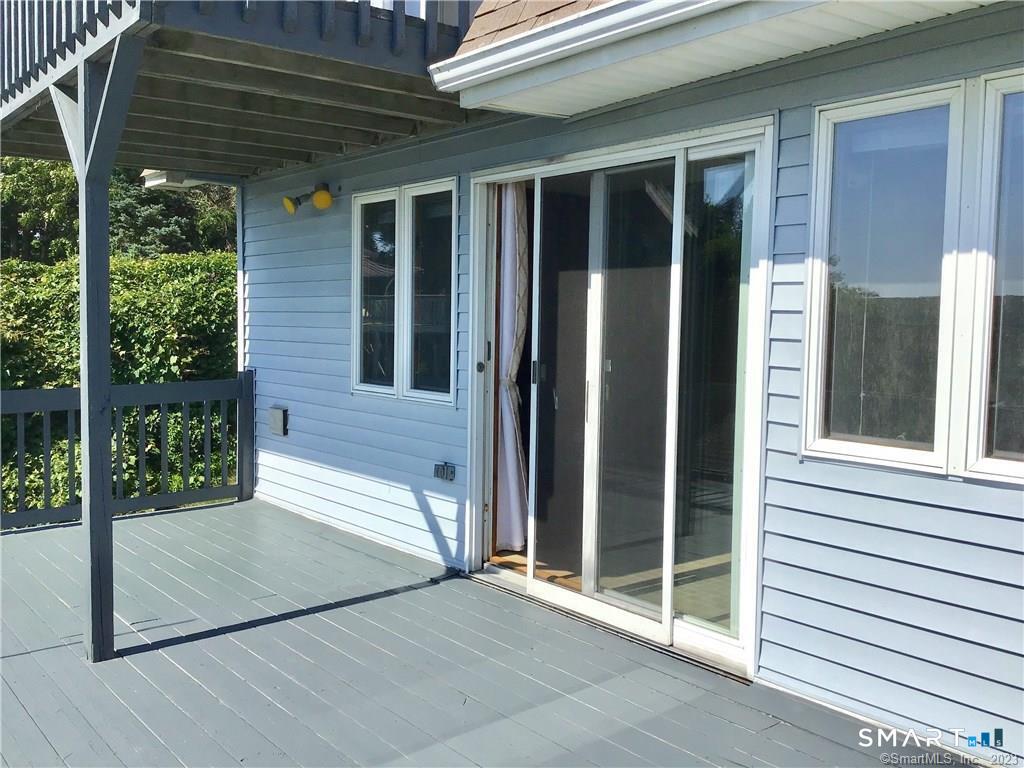 8 Arcadia Road East Lyme CT 06357