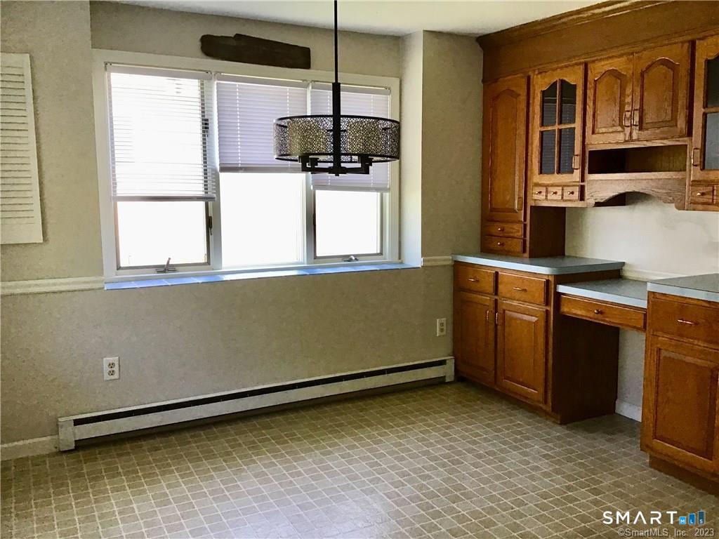8 Arcadia Road East Lyme CT 06357