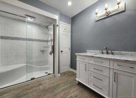 4994 Madison Avenue Trumbull CT 06611