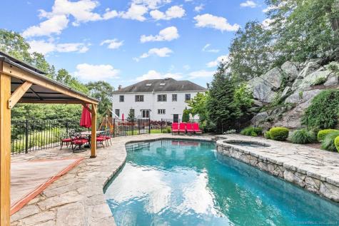 14 Magellan Lane Easton CT 06612