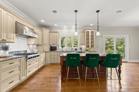 14 Magellan Lane Easton CT 06612