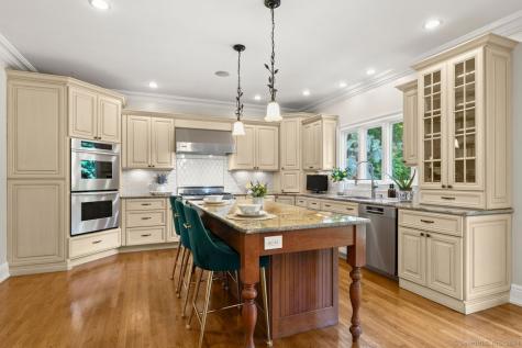 14 Magellan Lane Easton CT 06612