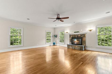 14 Magellan Lane Easton CT 06612