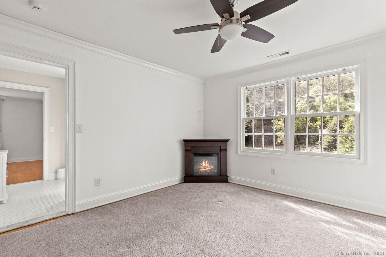 14 Magellan Lane Easton CT 06612