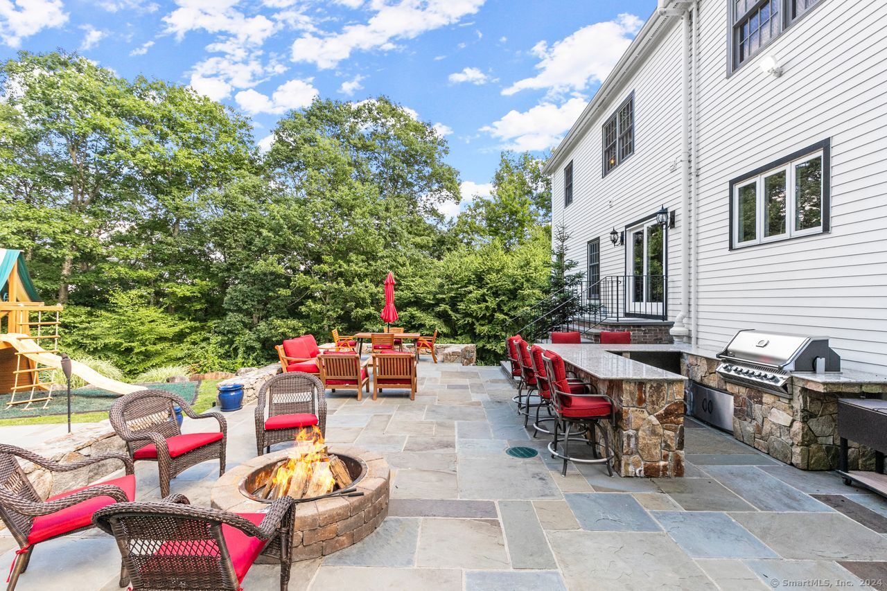 14 Magellan Lane Easton CT 06612