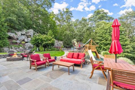 14 Magellan Lane Easton CT 06612