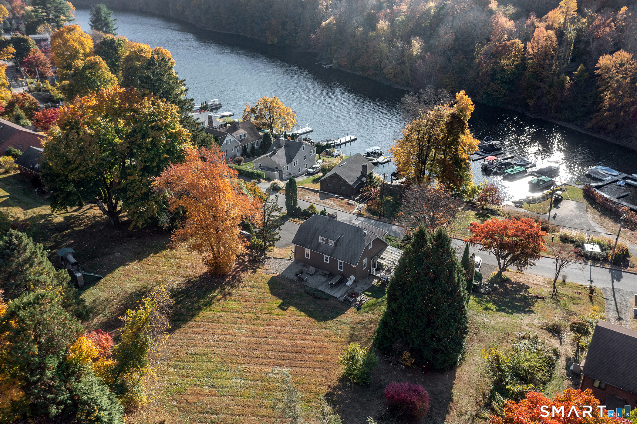 5 Windmill Road New Fairfield CT 06812