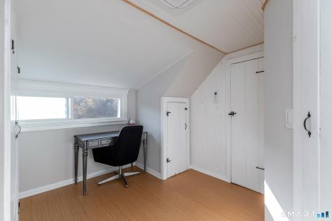 5 Windmill Road New Fairfield CT 06812