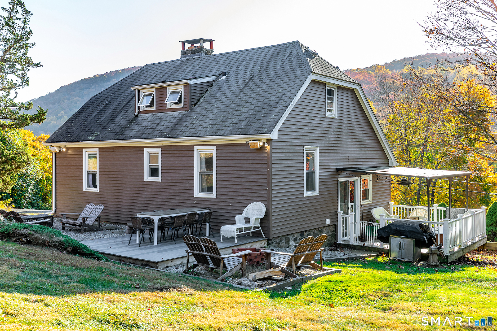 5 Windmill Road New Fairfield CT 06812