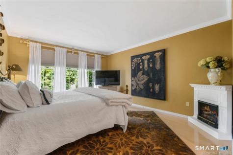 1 Priorwood Gardens Cromwell CT 06416