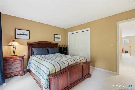 1 Priorwood Gardens Cromwell CT 06416