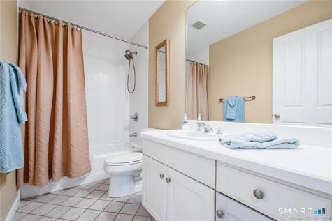 1 Priorwood Gardens Cromwell CT 06416