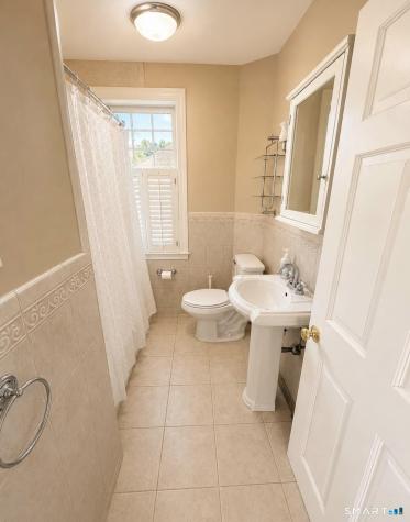 75 Lancaster Road West Hartford CT 06119
