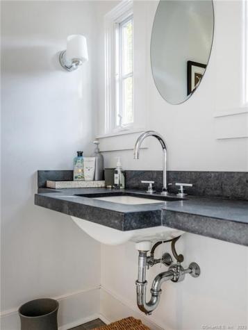 6 Frisbie Road Washington CT 06793