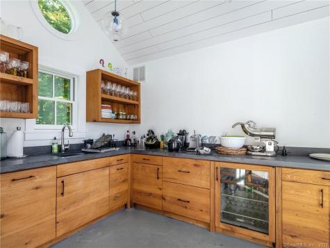 6 Frisbie Road Washington CT 06793
