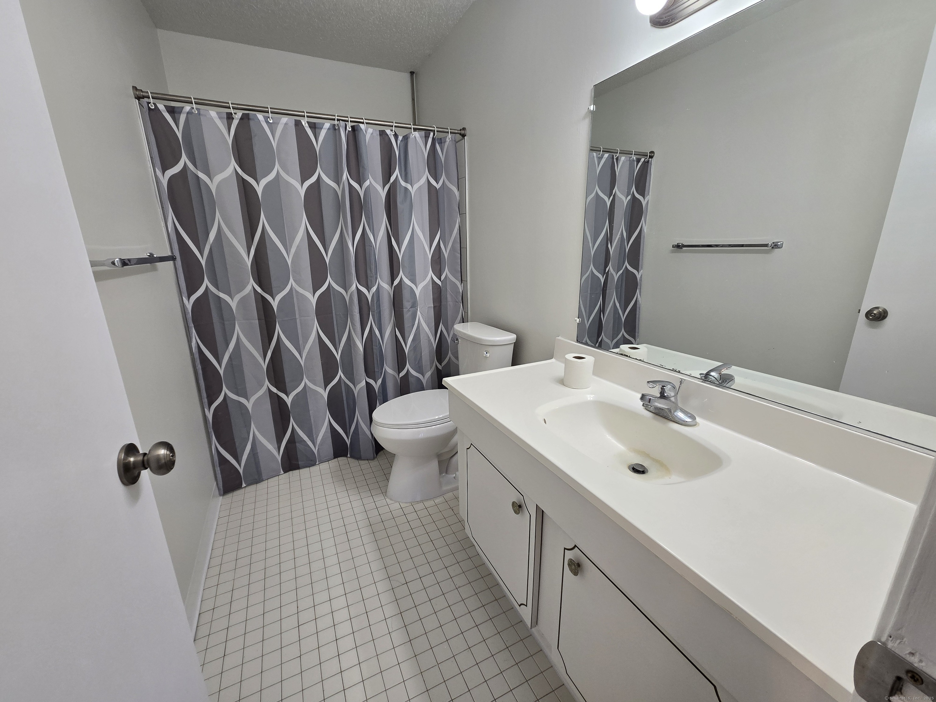1209 Cromwell Hills Drive Cromwell CT 06416