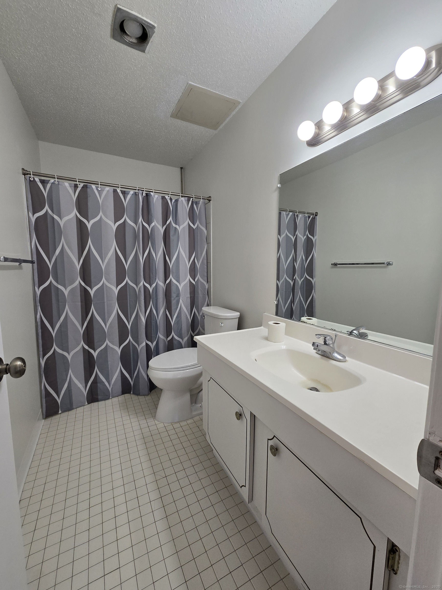 1209 Cromwell Hills Drive Cromwell CT 06416