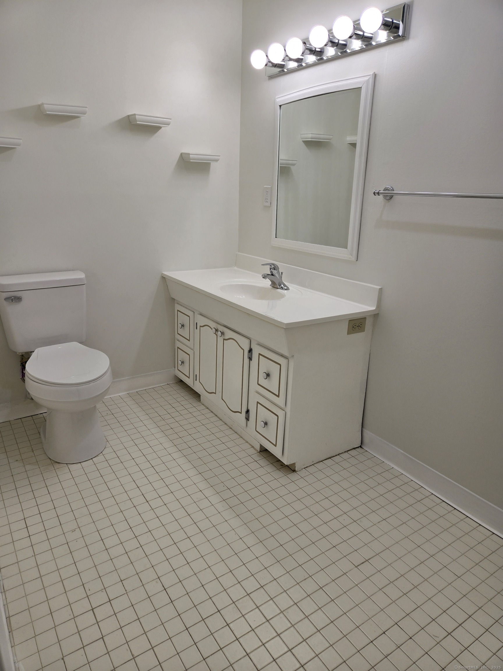 1209 Cromwell Hills Drive Cromwell CT 06416