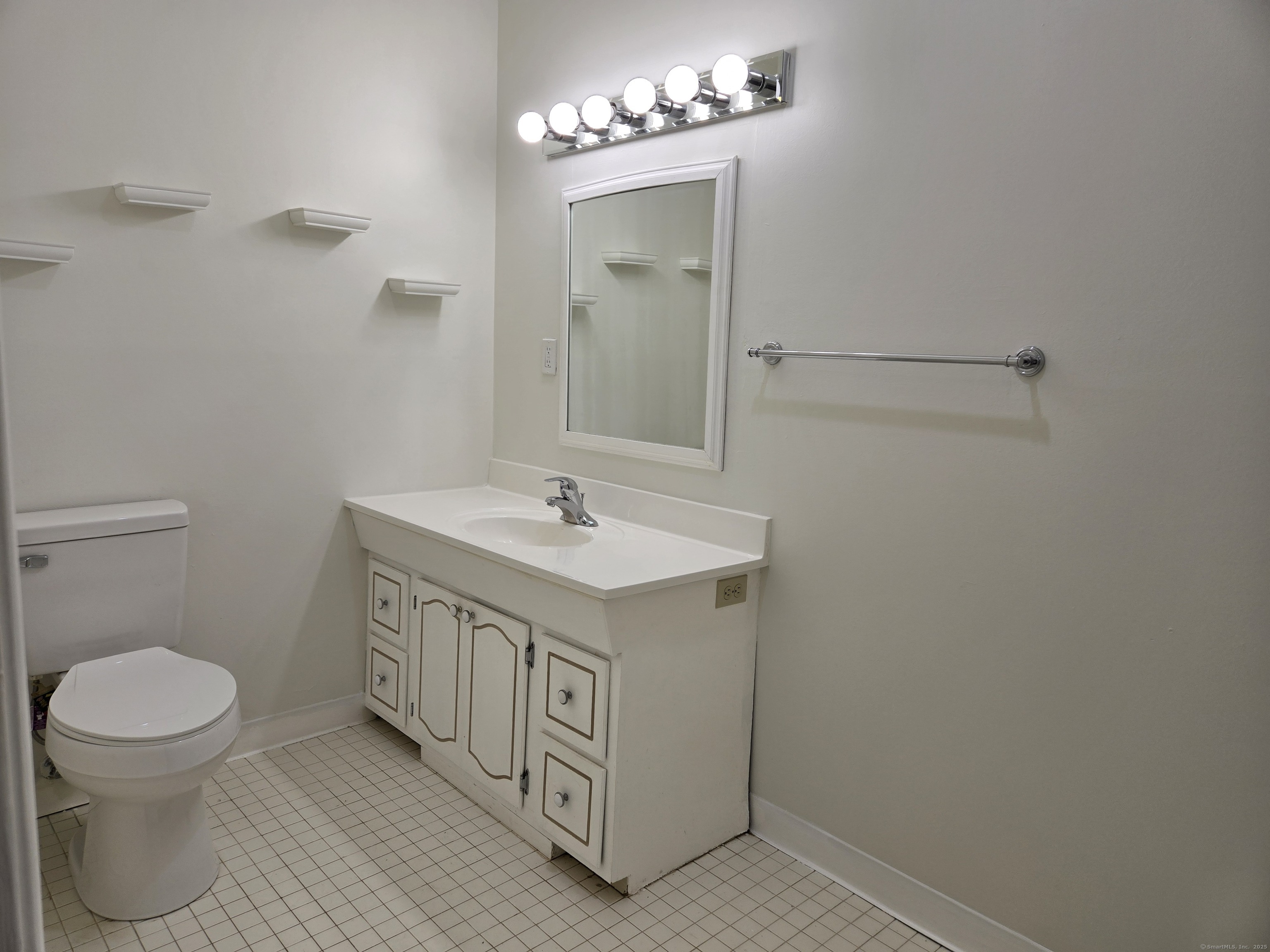 1209 Cromwell Hills Drive Cromwell CT 06416