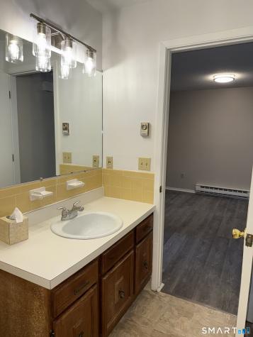 71 Wellington Drive Farmington CT 06032