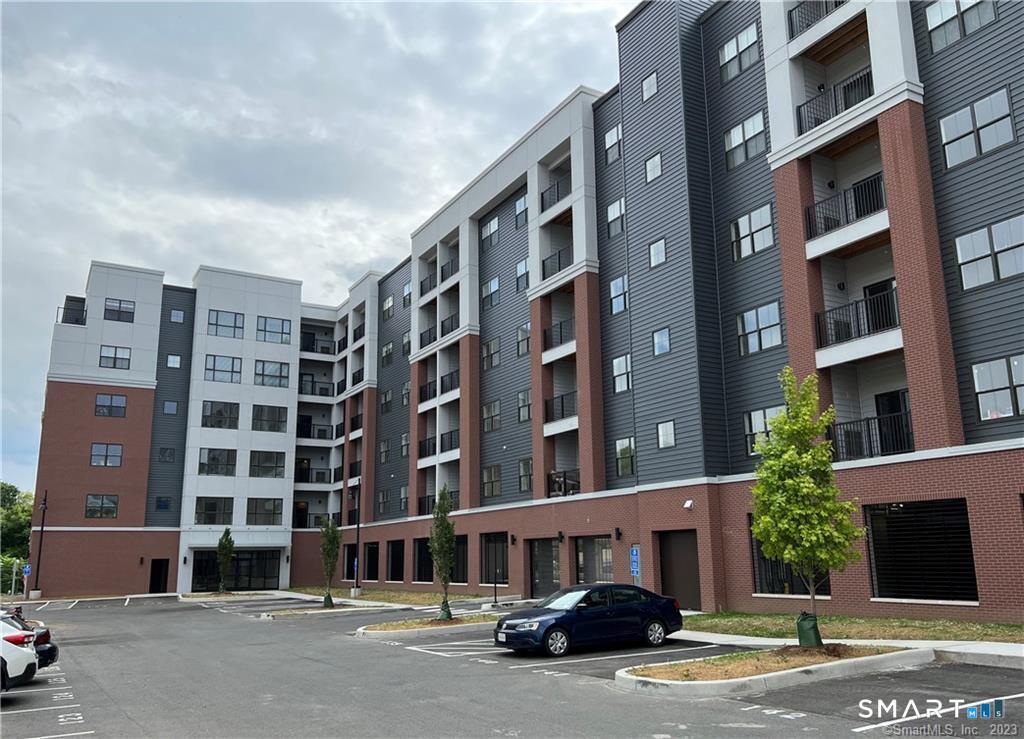 Danbury CT, 333 Main Street, Unit 230
