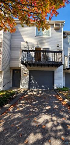 73 Coalpit Hill Road Danbury CT 06810