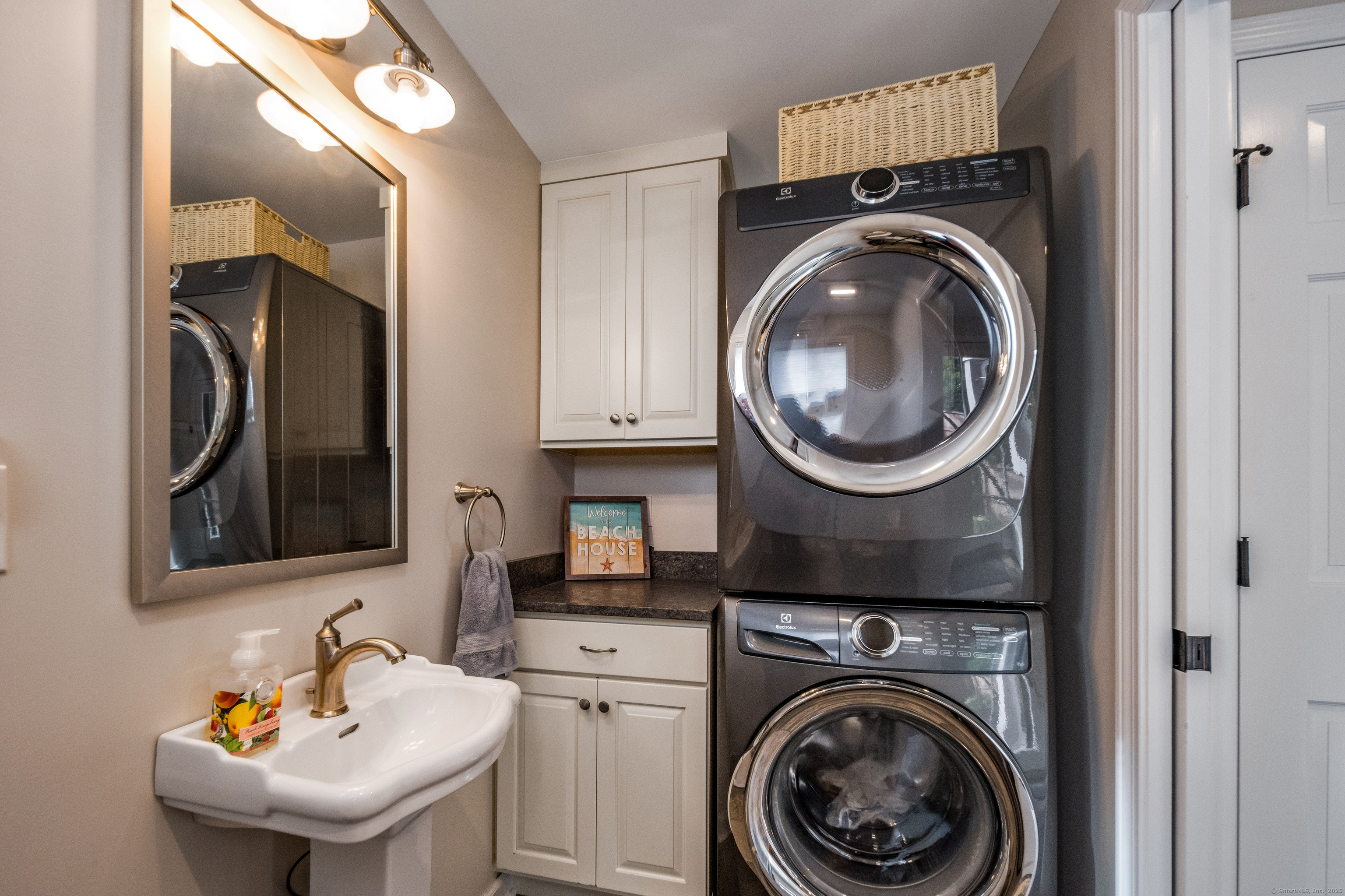 41 Liberty Street Madison CT 06443
