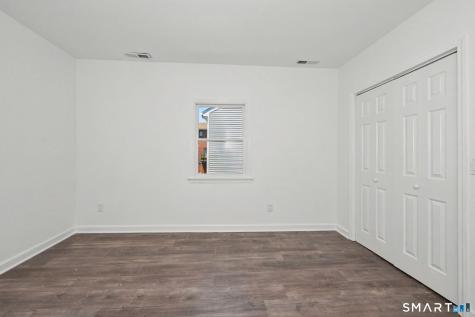 30 Dora Street Stamford CT 06902